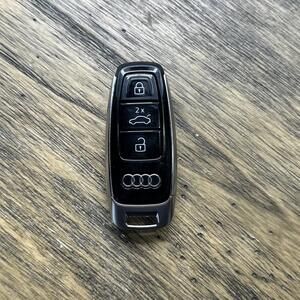 Audi E-tron 2021  Key Fob